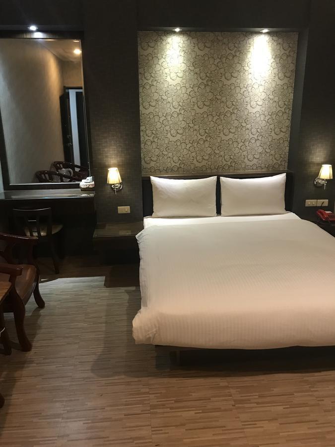 Baseball Hotel Hsinchu Exterior foto