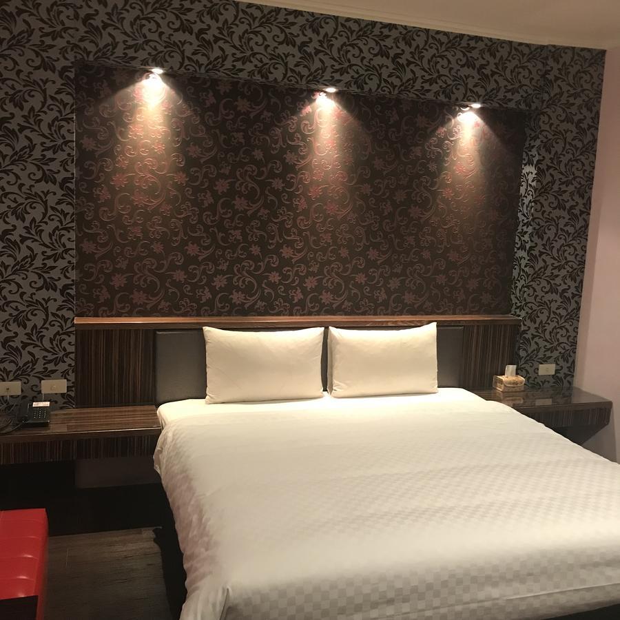 Baseball Hotel Hsinchu Exterior foto